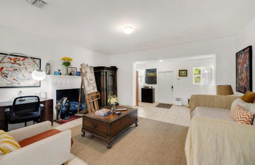 Artful 4BR Family Retreat - Foto 21