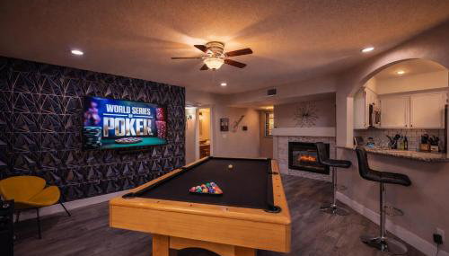 Vegas Heated Pool - Spa Oasis, 15 Min to Strip - Foto 3, Game Room