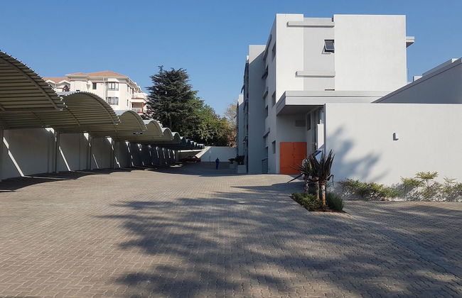 Sandton Executive Suites on Daisy - Foto 12