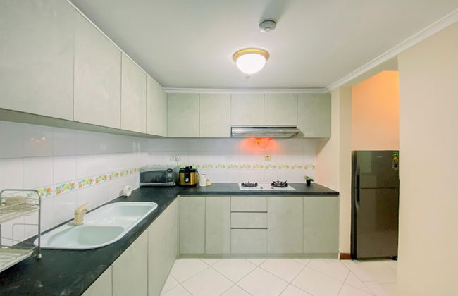 Best Place And Spacious 3Br At Sudirman Tower Condominium Apartment - Foto 18