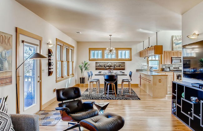 Brilliant Posh Home - Backs to Poudre River Trail - Foto 34