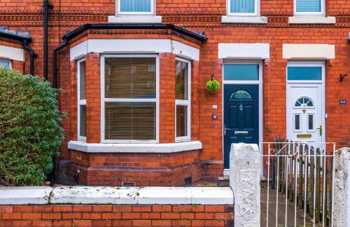 Spacious Modern Chester Home - Great Location - Photo 51