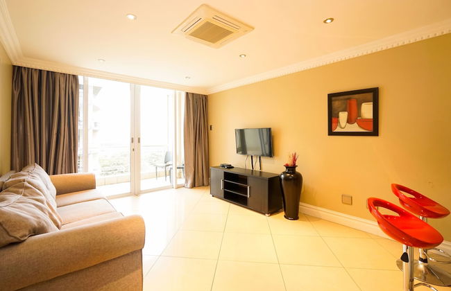 1 Bedroom Luxury Apartment - Photo 16