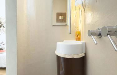 Great Lake View Artist's Apartment - Foto 51