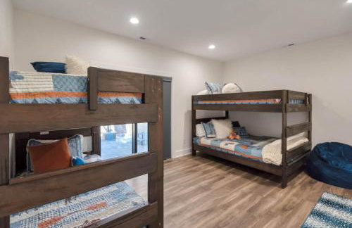 Lux Riverfront Retreat- Hot Tub, Game Room, Views! - Photo 29