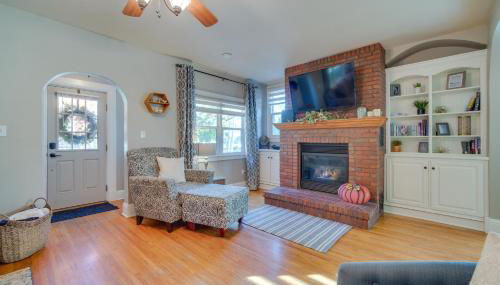 Charming Getaway, Walk to Windsor Lake and Downtown! - Foto 2