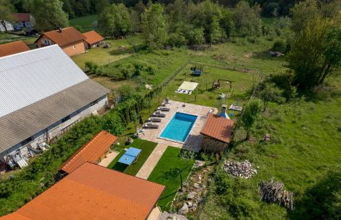 Gorgeous Home In Lovinac With Sauna - Foto 16