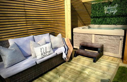 Tudor Hot Tub Family House - Foto 31