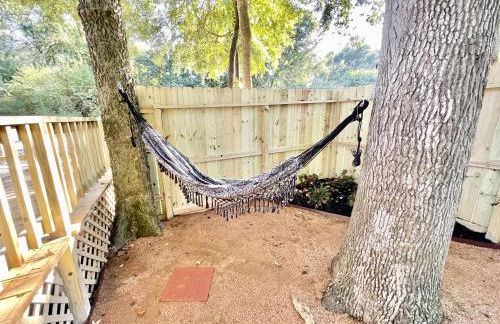 Lake Conroe 3BR Home w Boat Ramp Access, Kings, BBQ, Sleeps 8 - Photo 32