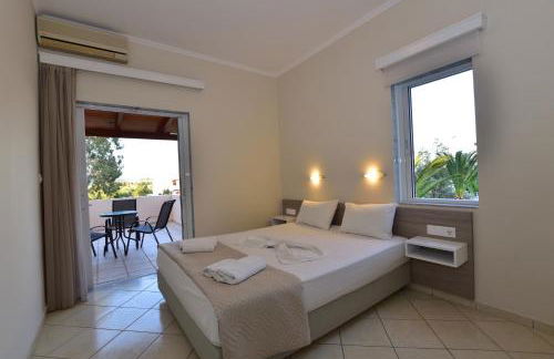 Flisvos Rooms - Photo 74