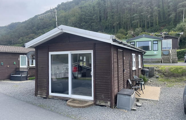 Charming Chalet Nestled in Heart of Clarach Bay - Foto 1