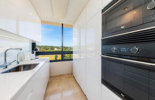 Tolles, neu möbliertes Penhouse mit großem Pool - Foto 26