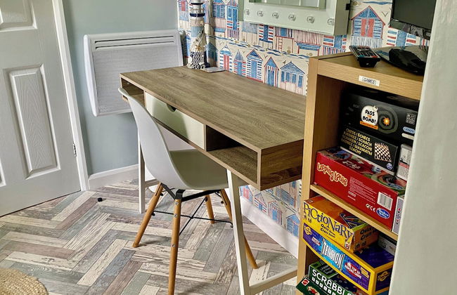 Large 3 bed Chalet -sleeps 6- dog Friendly- Garden - Foto 12