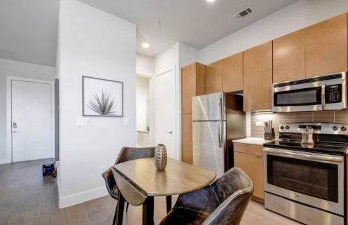 Spacious Studio Close to Riverwalk Free Parking - Foto 18