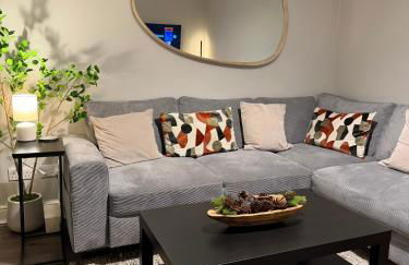 Modern 4BR House - Sleeps 10 - Central Birmingham - FREE Parking - Foto 77