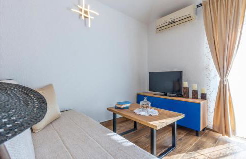 Nice Home In Sestanovac With Kitchen - Foto 50