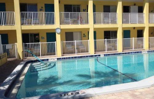 Malyn 108, Updated Waterfront condo, private patio - Foto 13