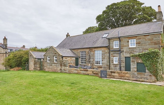 Host Stay Dunsley Chapel - Photo 22