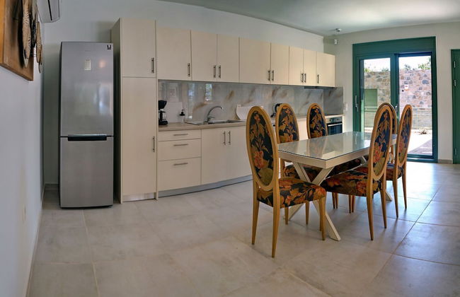 Ouzo Stone House 2, with private pool - Foto 14