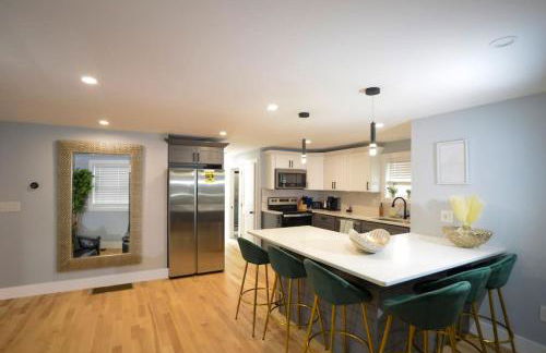 Lake Access 4 Bed 3 Bath HOT TUB - Foto 5