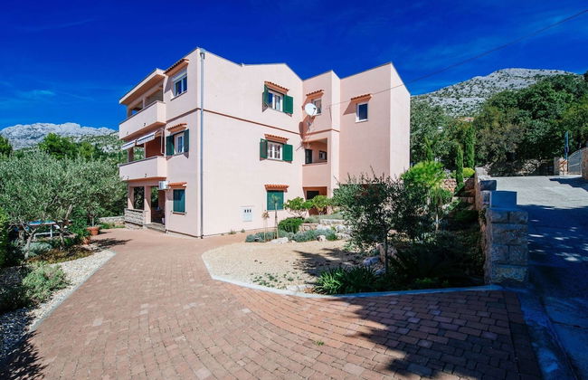 Apartment in Starigrad Near Paklenica Park - Foto 1