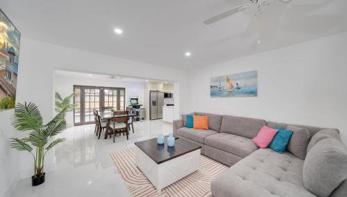 Home with Games Pool Paradise - Foto 2