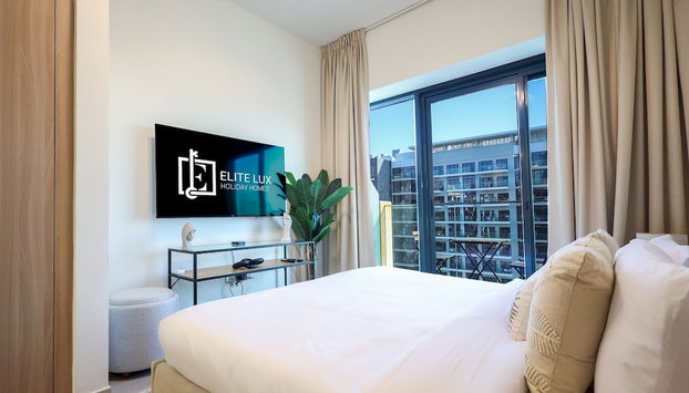 Elite LUX Holiday Homes - Modern Studio in Azizi Riviera Prime Location Dubai - Foto 2, Habitación