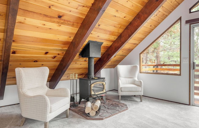 3mins to Lake, 5mins to Skiing Updated 4bdr Cabin Avalon Pines by Avantstay - Photo 60