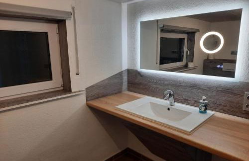 Exklusive Naturoase direkt am Ars Natura Wanderweg mit Panoramablick auf Melsungen - Foto 5