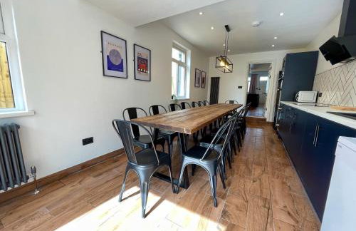 Central House-16 People+Hot Tub - Foto 16