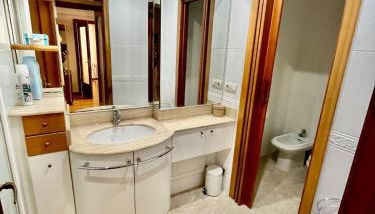 Atuaire Home Agradable Apartamento en el Centro de Burgos PARKING INCLUIDO - Foto 3