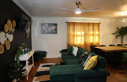 Big Group Getaway House Near Chicago - Foto 47