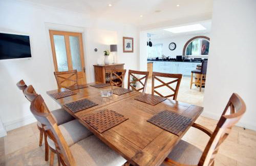 Luxury property - Swimming Pool, Outdoor Kitchen, Games Room & Hot Tub - Foto 11