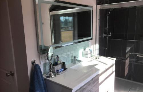 Privacy, entertainment, comfort galore 2 BR LR 1BA Home Theater, Pool Table - Foto 12