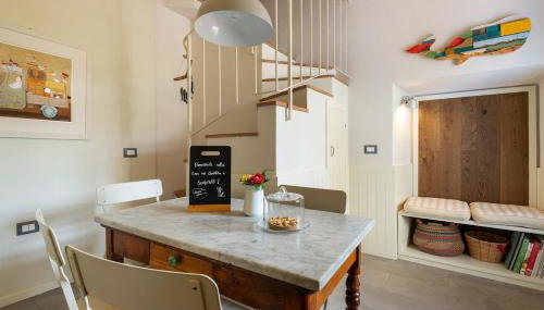 La casa nel castello e il giardino segreto - Foto 5