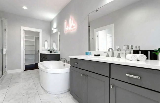 Lux Nashville Retreat 12 Beds Games Bar - Foto 129