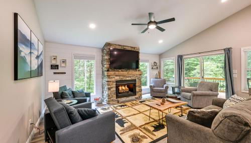 Creekside Cabin in Franklin about 8 Mi to Downtown! - Foto 2