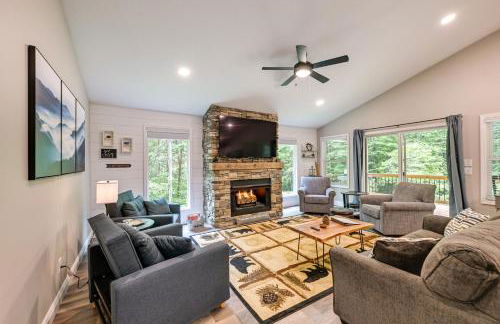 Creekside Cabin in Franklin about 8 Mi to Downtown! - Foto 2