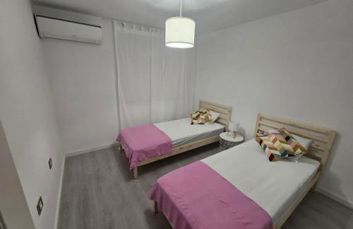 Paradise Caletillas BeachFront Duplex with Pool & Parking - Foto 10