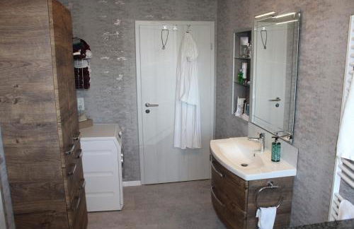 Schaumbergblick - Komfort mit Sauna und Whirlpool - Foto 8