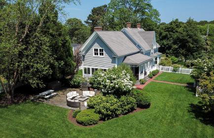 Gorgeous Traditional Home Modern Amenities Downtown Harwichport - Foto 31