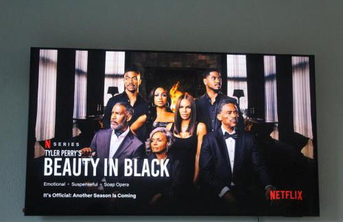 2 Bed 2 Bath Condo with Amenities - Foto 4