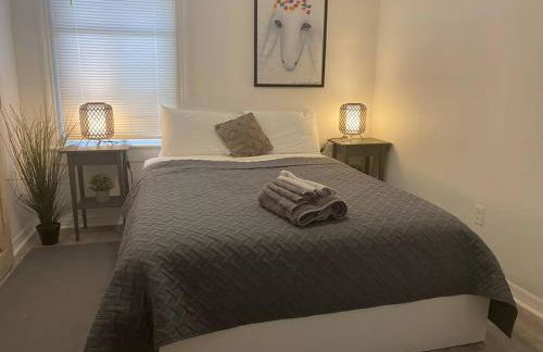 Chic Bungalow Apartment steps from Armature Works & Downtown Riverwalk - Foto 25