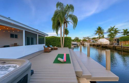 Waterfront HotTub Steps from the Airport Boat Slip - Foto 3