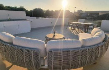 Gelijkvloerse villa met privézwembad en dakterras - Foto 28