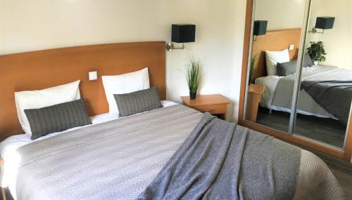 Ela's Terrace - Photo 4