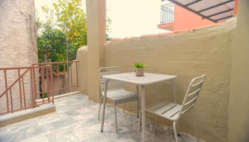 Διώροφη μονοκατοικία στο κέντρο - Foto 5