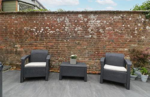 The Coach House - Photo 17