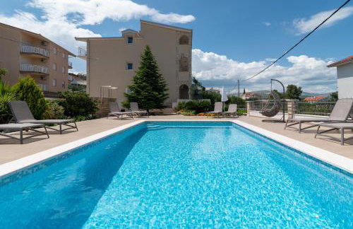 Apartments Brico - Heated Pool - Foto 2