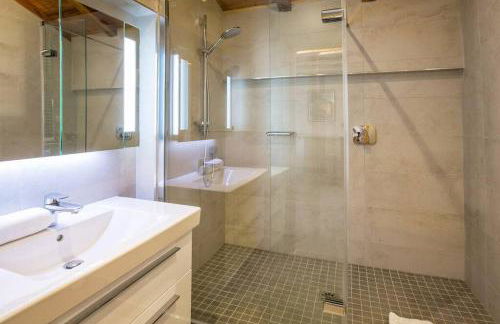 Toulouse - 3 bedroom apt close to the slopes with log fire - Foto 6